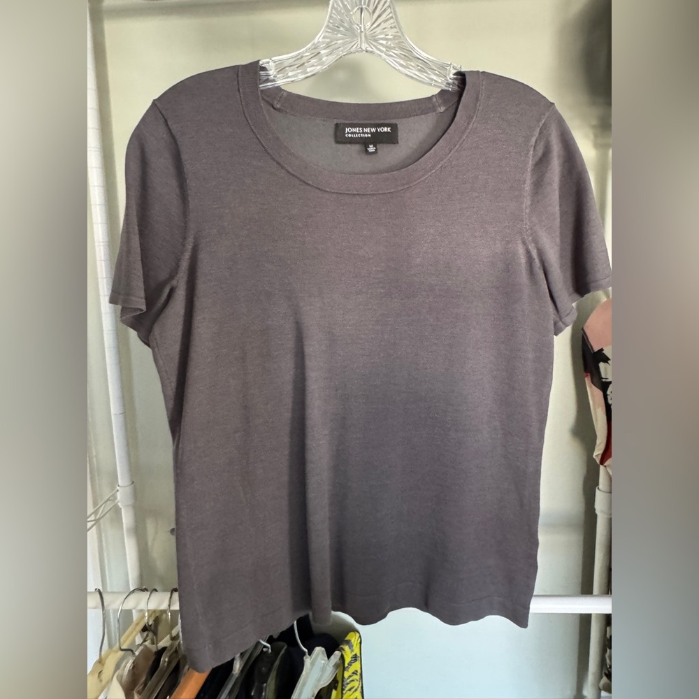 Jones New York Women's Charcoal Short Sleeve Tee